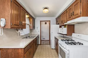 6314 Vincent Ave S, Richfield, MN 55423 - Photo 10
