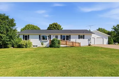 2048 Division Street E, Buffalo, MN 55313 - Photo 2