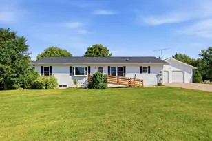 2048 Division St E, Buffalo, MN 55313 - Photo 2