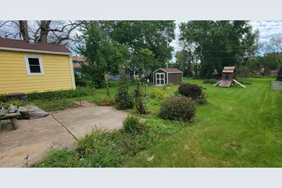 1014 Saint Peter Avenue, Albert Lea, MN 56007 - Photo 16