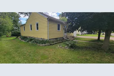 1014 Saint Peter Avenue, Albert Lea, MN 56007 - Photo 20