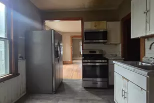 866 Duluth St, Saint Paul, MN 55106 - Photo 18