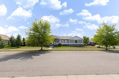 3847 43rd Avenue S, Moorhead, MN 56560 - Photo 8