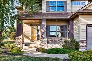 1740 Sandbar Cir, Waconia, MN 55387 - Photo 2