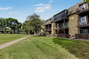 3421 Kent St, Shoreview, MN 55126 - Photo 32