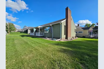 620 8 1/2 Street S, Virginia, MN 55792 - Photo 2