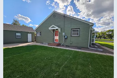 620 8 1/2 Street S, Virginia, MN 55792 - Photo 4