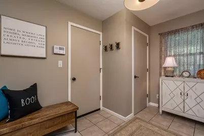 204 Viking Drive, Mankato, MN 56001 - Photo 4