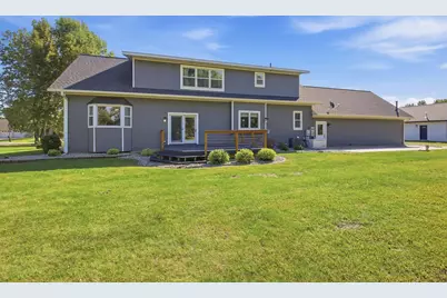 112 Par-View Estate, Montevideo, MN 56265 - Photo 36