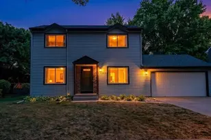 3235 Hamlet Dr, Woodbury, MN 55125 - Photo 2