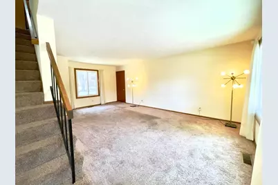 3235 Hamlet Drive, Woodbury, MN 55125 - Photo 4