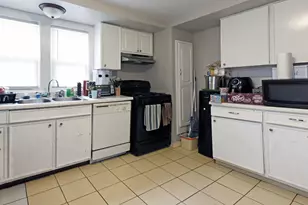 681 Old Hwy 8 NW, New Brighton, MN 55112 - Photo 4