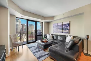 500 E Grant St, Minneapolis, MN 55404 - Photo 2