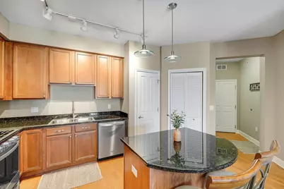 500 E Grant Street #709, Minneapolis, MN 55404 - Photo 6
