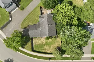 17604 Lorence Way, Eden Prairie, MN 55346 - Photo 36