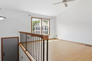 17604 Lorence Way, Eden Prairie, MN 55346 - Photo 4