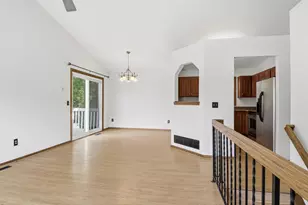 17604 Lorence Way, Eden Prairie, MN 55346 - Photo 8
