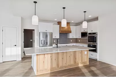 3771 Brookside Drive, Chaska, MN 55318 - Photo 6