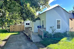 123 3rd St NE, Aitkin, MN 56431 - Photo 2