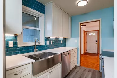 2025 Field Avenue, Saint Paul, MN 55116 - Photo 10