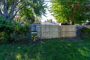 2025 Field Ave, Saint Paul, MN 55116 - Photo 26