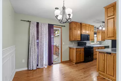 135 Davis Street S, Cambridge, MN 55008 - Photo 14