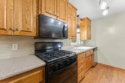 135 Davis Street S, Cambridge, MN 55008 - Photo 18