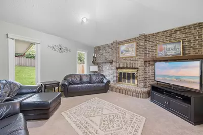 9235 Hyland Creek Road, Bloomington, MN 55437 - Photo 16