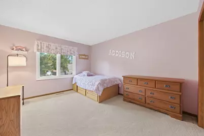 9235 Hyland Creek Road, Bloomington, MN 55437 - Photo 26