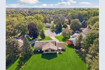 4101 Brigadoon Drive, Shoreview, MN 55126 - Photo 8