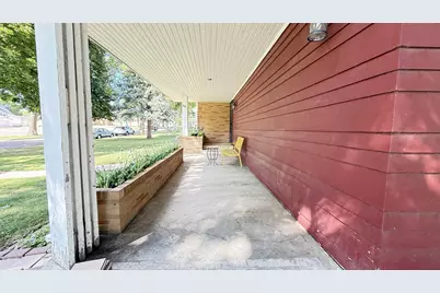 604 N 7th Street, Montevideo, MN 56265 - Photo 6