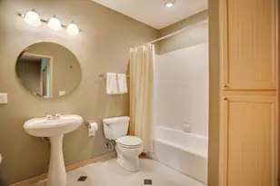 7089 Crowne Oak Rd, Eden Prairie, MN 55344 - Photo 40
