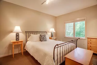 7089 Crowne Oak Road, Eden Prairie, MN 55344 - Photo 38