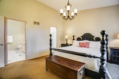 7089 Crowne Oak Road, Eden Prairie, MN 55344 - Photo 24