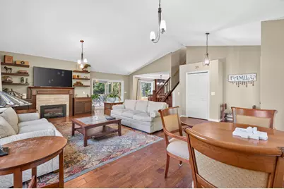 13707 Green Briar Drive, Minnetonka, MN 55305 - Photo 4