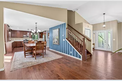 13707 Green Briar Drive, Minnetonka, MN 55305 - Photo 8