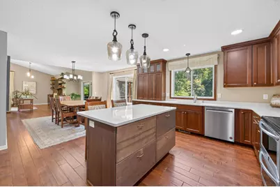 13707 Green Briar Drive, Minnetonka, MN 55305 - Photo 12