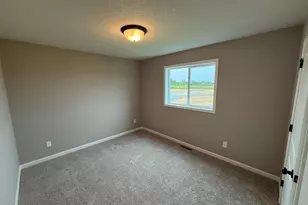 2742 Ivan Ave NE, Saint Michael, MN 55376 - Photo 20