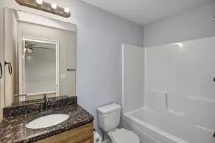 1662 Minnehaha Ave E, Saint Paul, MN 55106 - Photo 14