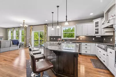 3604 Sawgrass Trail S, Eagan, MN 55123 - Photo 10