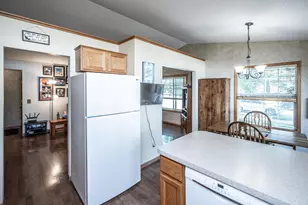 15288 Chokecherry Ave, Rosemount, MN 55068 - Photo 10
