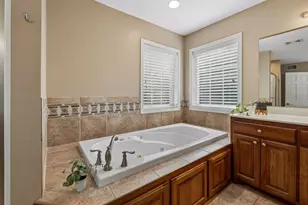 15016 Viewcrest Ln, Burnsville, MN 55306 - Photo 14