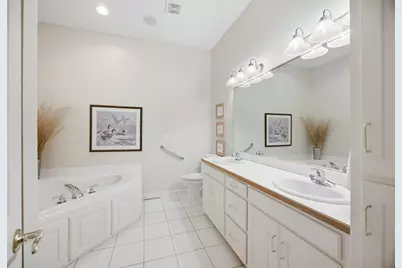 239 Wildflower Court, Vadnais Heights, MN 55127 - Photo 24