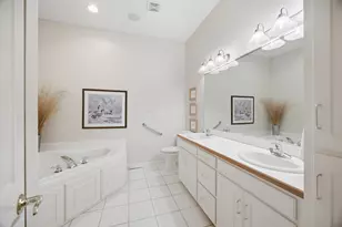 239 Wildflower Ct, Vadnais Heights, MN 55127 - Photo 24