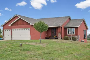 24065 Leo St NE, Stacy, MN 55079 - Photo 6