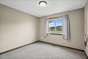24065 Leo St NE, Stacy, MN 55079 - Photo 28