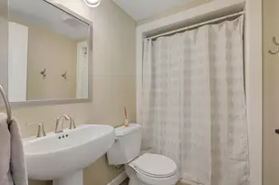 970 Redwing Ct, Chanhassen, MN 55317 - Photo 34