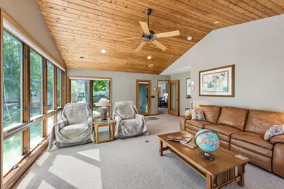 15509 Holdridge Road E, Wayzata, MN 55391 - Photo 26