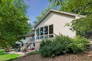 15509 Holdridge Rd E, Wayzata, MN 55391 - Photo 54