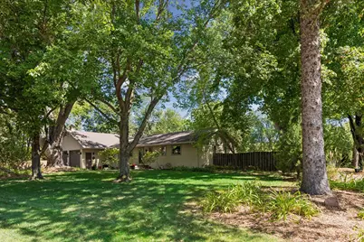 15509 Holdridge Road E, Wayzata, MN 55391 - Photo 1